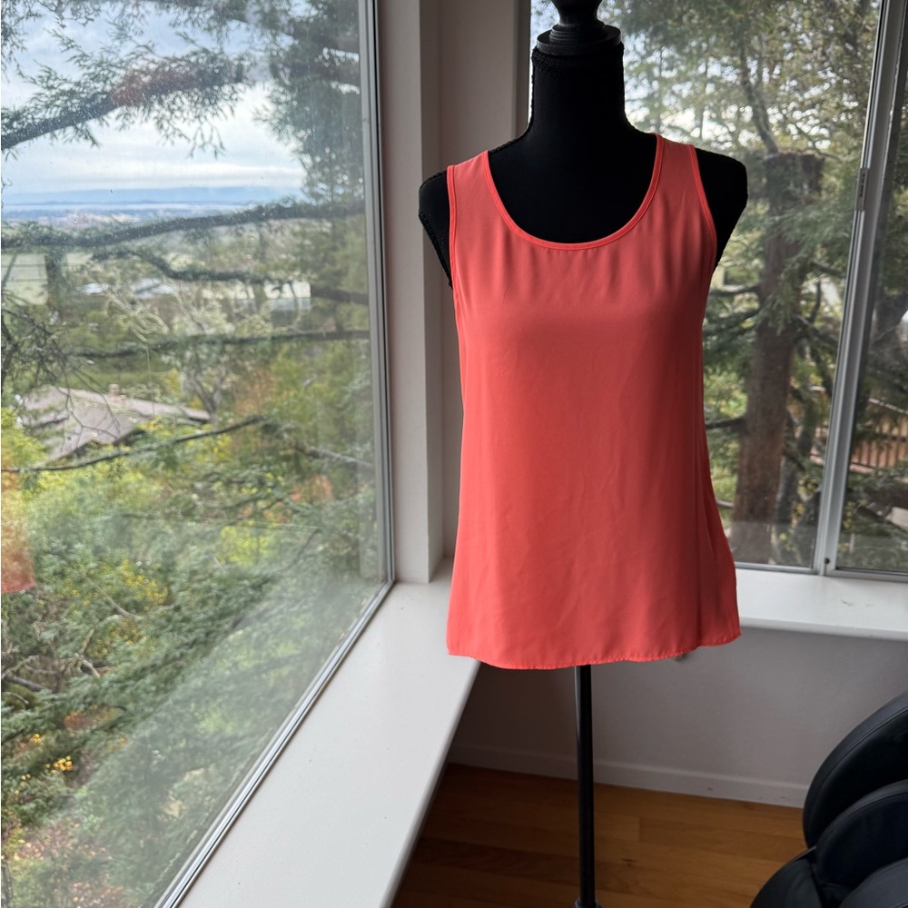 LIKE NEW Express Coral Pink Split Back Sleeveless Tank Top Blouse XS